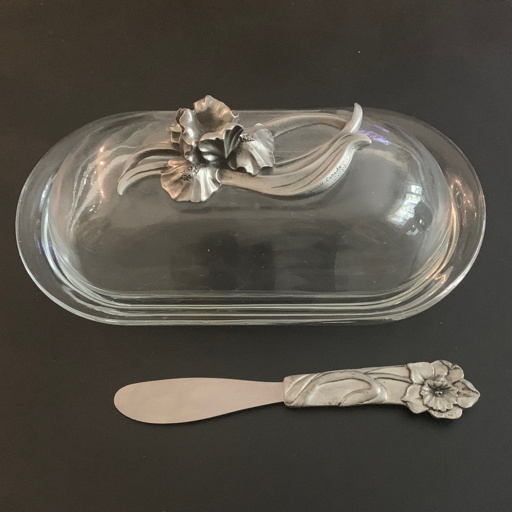Seagull Pewter-Glass Butter Dish with Silver Floral Design